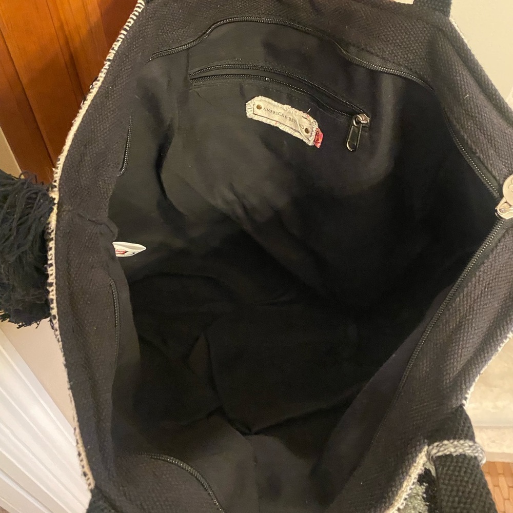 Oversized Woven Tote - Picture 5 of 14